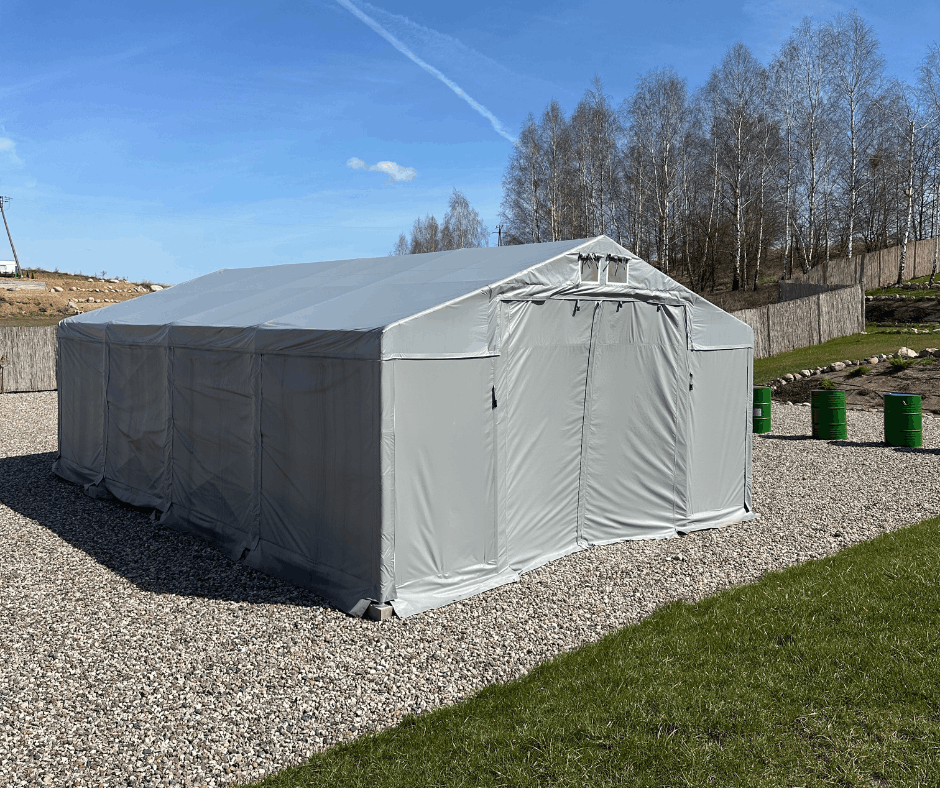 Namiot garażowy do przechowywania prywatnego sprzętu