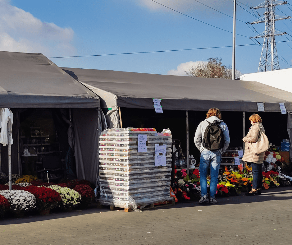  Stoiska w namiotach handlowych